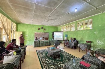 Perpisahan Pengawas Pembina SMA DM TRIGUNA